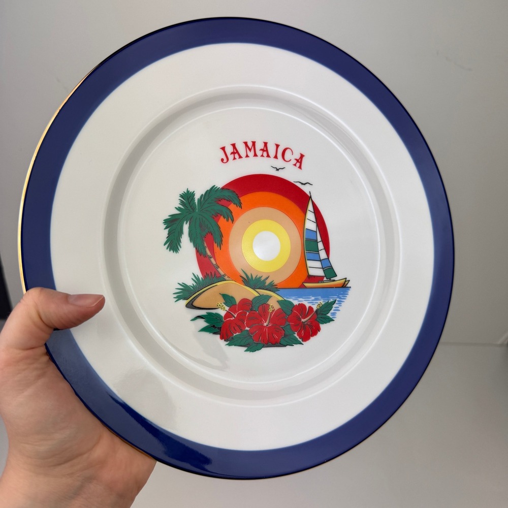 Vtg Jamaica Decorative Souvenir 10.25in Plate‎ Beach Palm Trees Boat Blue Edge
